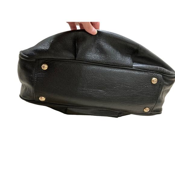 MICHAEL KORS, LARGE BLACK PEBBLED LEATHER SHOULDER BAG - Picture 15 of 15